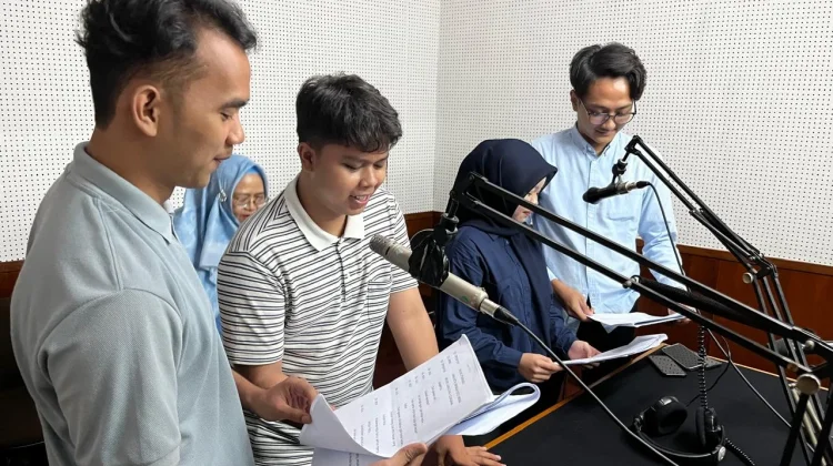 Dari Kampus ke Studio, Mahasiswa As-Syafi’iyah Tampil di Drama Radio RRI