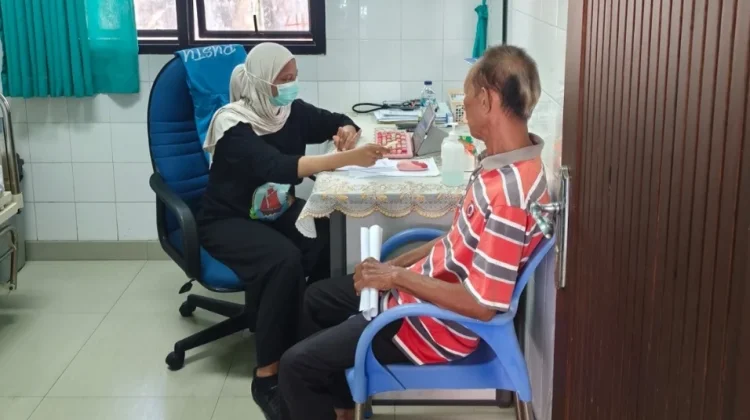 Sudin Kesehatan Kepulauan Seribu Gelar Tracing TBC Terintegrasi Cek Kesehatan