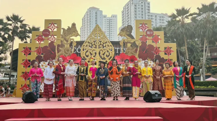 Pesona Nusantara Angkat Keindahan Kebaya dan Sanggul