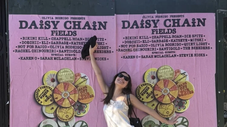 Festival Musik Olivia Rodrigo Sukses Galang Dana Kemanusiaan
