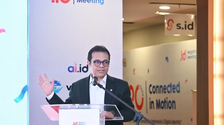 Ada 80,6 Persen Penduduk Terhubung Internet, Nezar: Jangan Hanya Jadi Pasar Digital