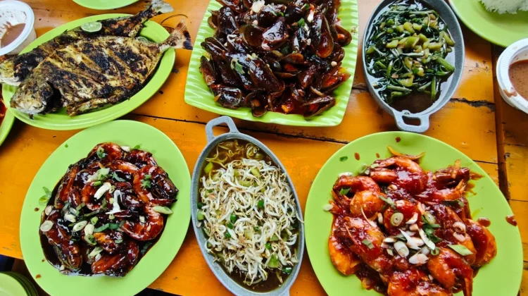 Ragam Seafood Ditengah Suasana Pesisir Jakarta