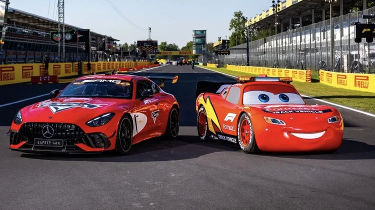 Lightning McQueen Ramaikan GP Italia dalam Perayaan 20 Tahun Cars
