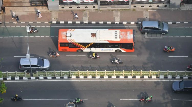 Abu Vulkanik Menipis, Lalu Lintas Jakarta Padat