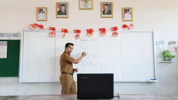 PJJ Jakarta Dimulai, Sekolah Antisipasi Abu Vulkanik Anak Krakatau