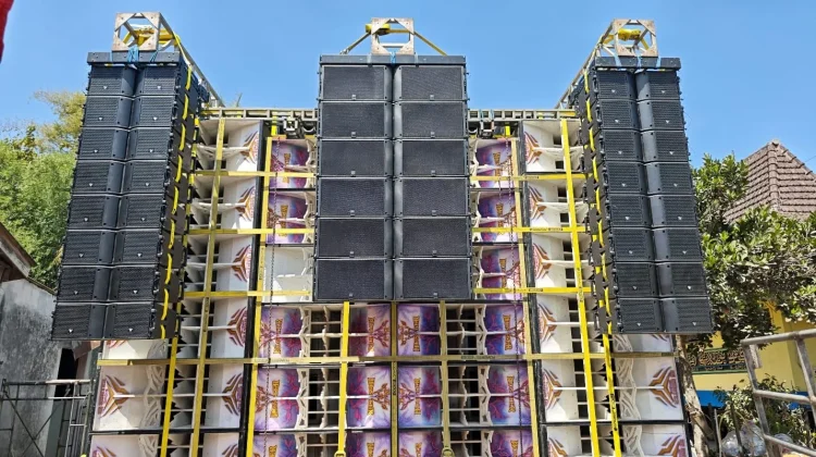 BJ Hunter dan Sultan Production Ramaikan Karnaval Sengguruh dengan Sound System