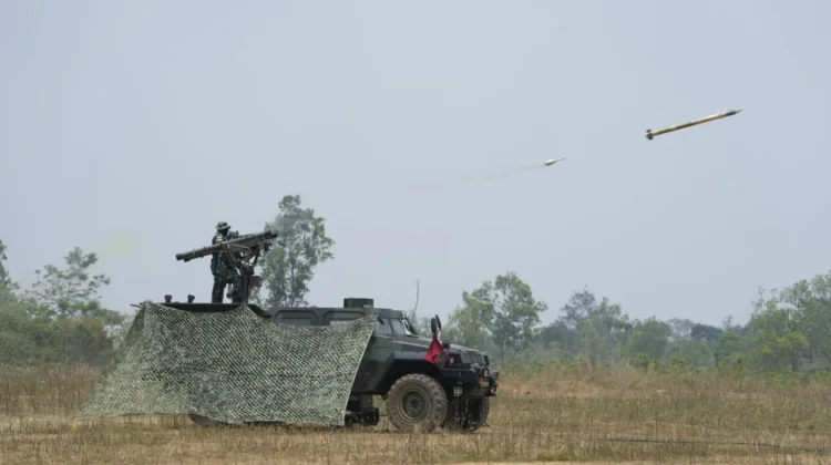 TNI AD dan Air Defense US Army Latihan Penembakan Sasaran