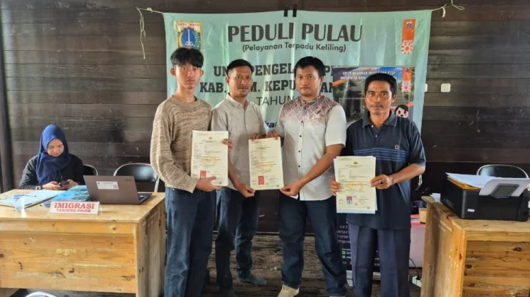 Tingkatkan Layanan, UPPM-PTSP Kepulauan Seribu Hadirkan "Jempol Pulau Plus"