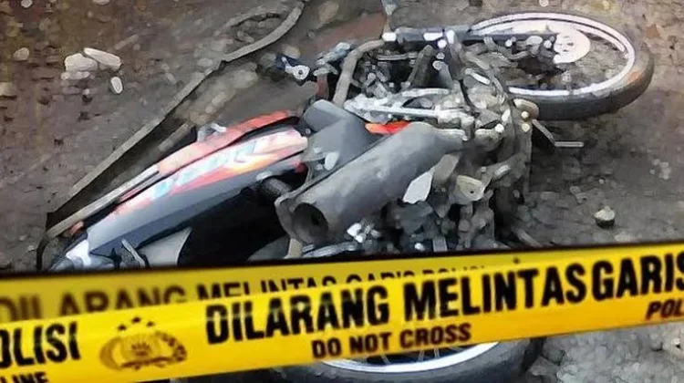 Kecelakaan Maut di Daan Mogot, Pemotor Tewas Tertabrak Minibus