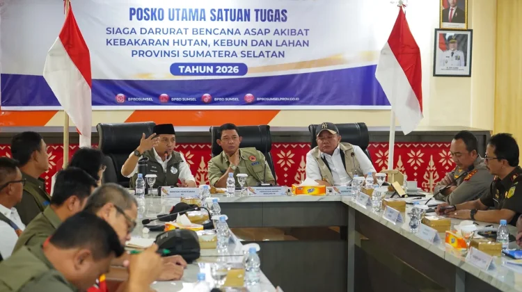 Karhutla Menurun, Menhut Raja Antoni Minta Kolaborasi Terus Diperkuat