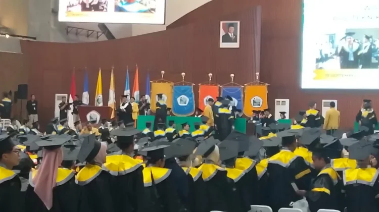 Enam Belas Prodi Terakreditasi Unggul, Kokohkan PNJ Vokasi Berdaya Saing Global