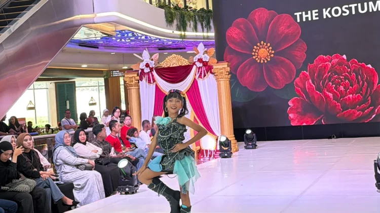 Jihan Falisha Tampil Memukau di ASEAN Fashion Festival 2026
