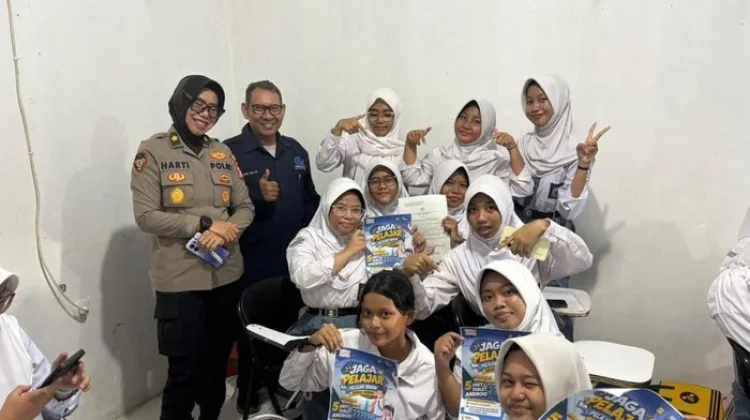 Polisi Hadir di 126 SMK Program Bapak Asuh