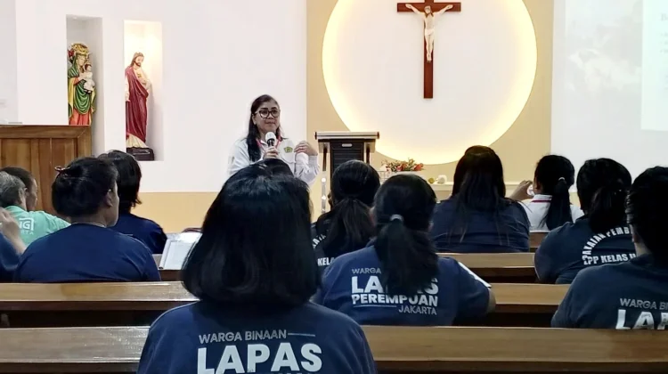 Siraman Rohani di Lapas Perempuan Damiana Ajak Warga Binaan Menghadapi Badai