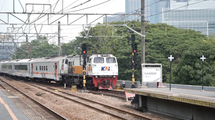 HUT ke-81 KAI, Penumpang Daop 1 Jakarta Tumbuh 6 Persen
