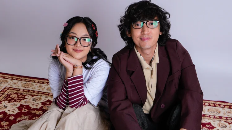 Satchi! Hadirkan “Sayang”, Kisah Cinta yang Terjebak