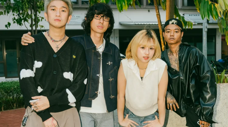 Weird Genius Ungkap Sisi Gelap Cinta lewat “Beg U”