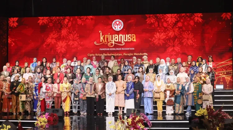 “Dari Kresek Jadi Kriya, Pesan Lingkungan Bekasi di Kriyanusa”.