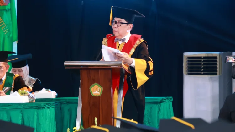 Ubhara Jaya Gelar Wisuda Hari Kedua, Ratusan Lulusan Resmi Dilantik