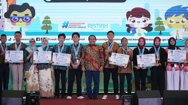 OPSI Nasional 2026 Ditutup di UMJ, Pelajar Berprestasi Raih Medali dan Penghargaan