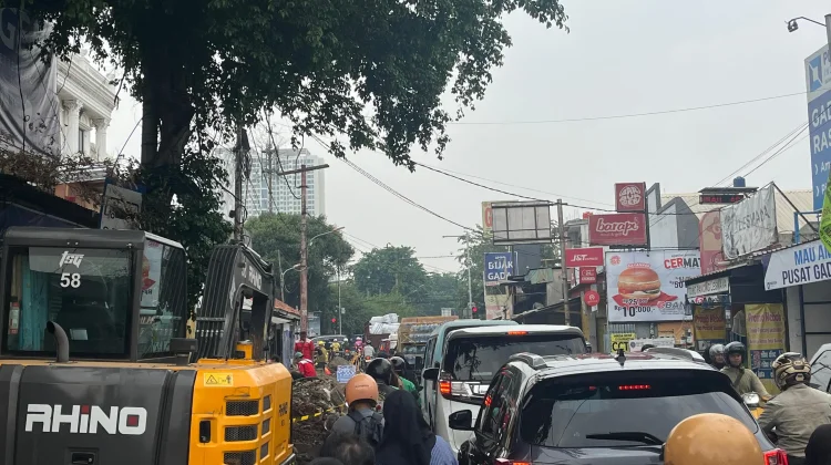 Proyek Trotoar Rawa Belong Ditargetkan Rampung Awal Desember