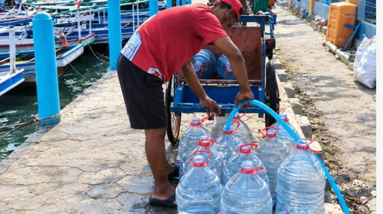 PAM JAYA Hadirkan Kios Air Bersih Perdana di Pulau Kelapa dan Pulau Panggang