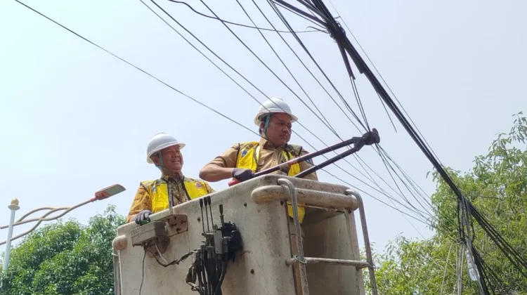 Kabel Semrawut Mulai Ditata, Jakarta Targetkan selesai Lima Tahun