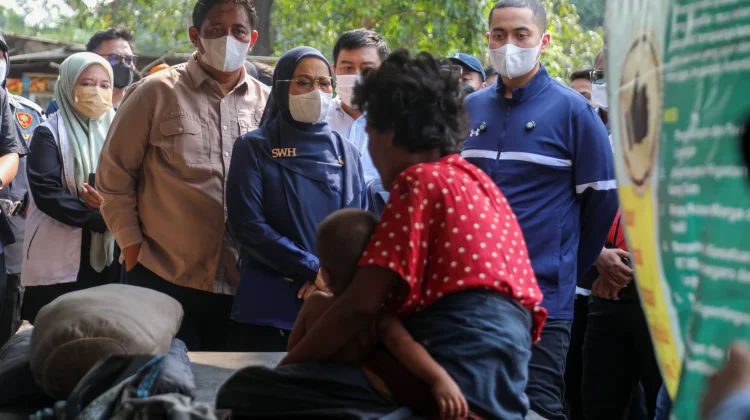 Pimpinan DPRD DKI Bantu Penanganan Kesehatan Warga Bantaran Kali