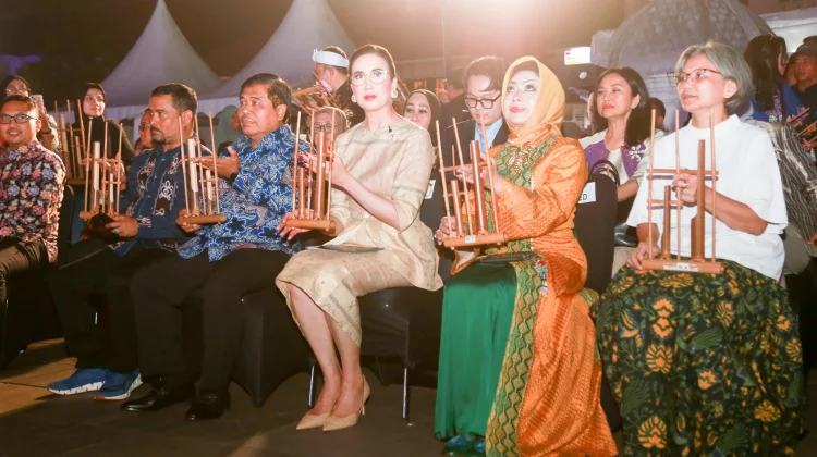 Usung Tema "Tanda Mata Nusantara", Festival COCF 2026 Diapresiasi Kemenparekraf
