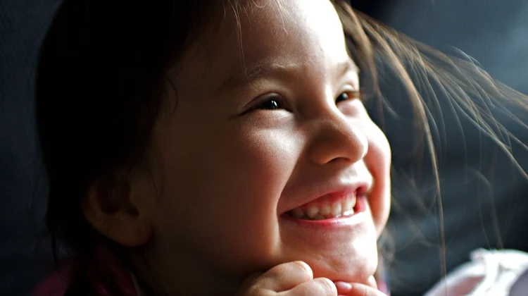 World Smile Day 2026, Warga Jakarta Diajak Tebar Senyuman dan Kebaikan