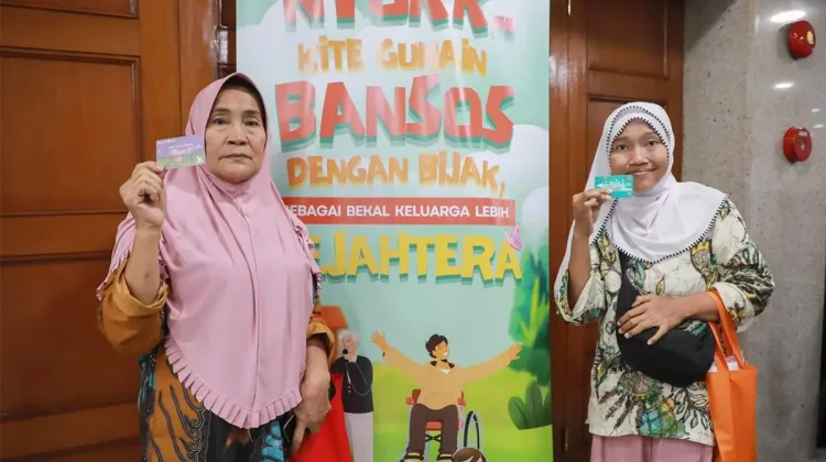 Pemprov DKI Kembali Cairkan Bantuan Sosial PKD