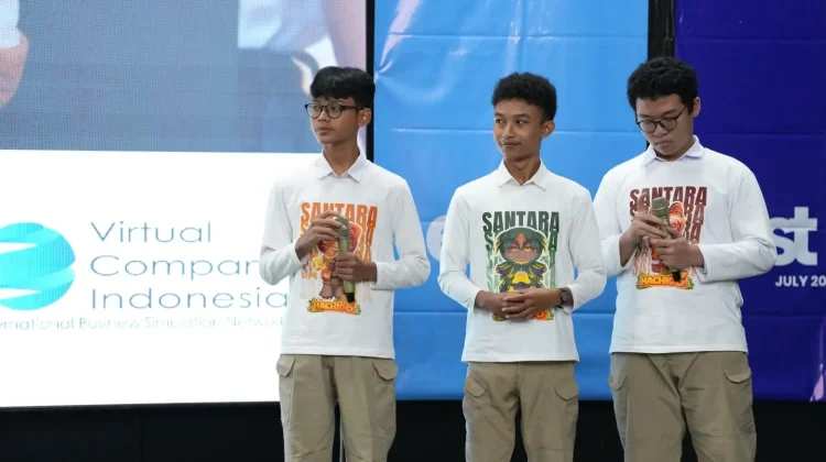 11 Siswa Penerima KJP Juara Virtual Company Indonesia