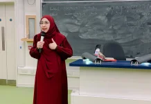Oki Setiana Dewi, Belajar dan Berdakwah
