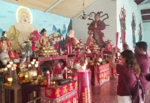 Ribuan Umat Berdoa Sambut Tahun Kuda di Vihara Nimmala Tangerang