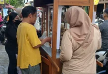 Berburu Takjil di Perumnas 1 Bekasi