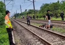 Pengendara Motor Meninggal usai Tertabrak KA di Kalideres