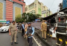 Pemkot Jakpus Tertibkan Pedagang di Trotoar Tanah Abang