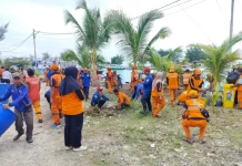 Camat Kepulauan Seribu Utara Pimpin Kerja Bakti Bersama