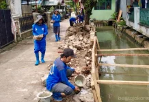Proyek Peninggian Turap di Jalan Rorotan IX Antisipasi Banjir
