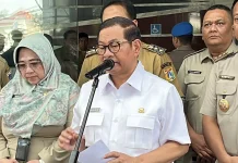 Gubernur Jakarta Tolak Negosiasi Jam Operasional Lapangan Padel