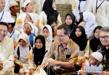 Adaro dan Alamtri Berbagi Kebahagian Bersama 1.000 Anak Yatim