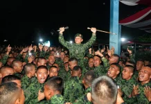 Panglima TNI Pimpin Upacara Peringatan HUT ke-65 Kostrad