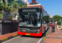 Tarif Transjabodetabek BlokM-Bandara Soetta Rp3.500 Selama Tiga Bulan