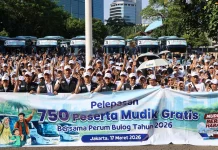 BULOG Berangkatkan 750 Pemudik Program Mudik Gratis BUMN 2026