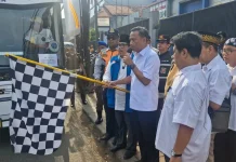 Wali Kota Jakarta Timur Munjirin Lepas Mudik Gratis untuk Disabilitas Netra