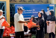YIS-Ok Oce Salurkan Bantuan di tengah Kenaikan Harga Sembako