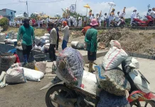 Cerita Nelayan Cilincing, Saat Hujan Terjadi Pembuangan Limbah