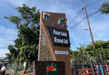 Perumda Pasar Jaya Percepat Penanganan Timbunan Sampah Pasar Induk Kramat Jati