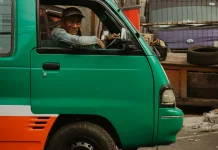 Ongkos Angkot Ragunan–Pasar Minggu Bikin Penumpang Tercengang