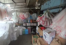 Harga Plastik Meroket: Stok Langka, Omzet Menurun